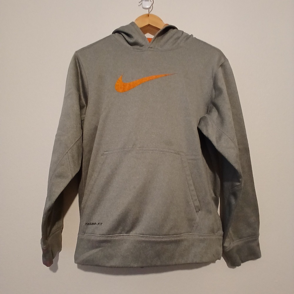 Nike Therma-FIT Hoodie Youth XL Grey Orange Swoosh Pullover Sweatshirt RN56323